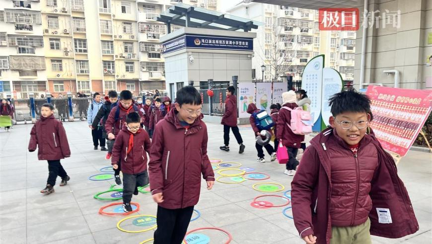 成都造飞行汽车年内开启载人试验,2025澳门管家婆资料9494,经典解释落实_极速版V7.13